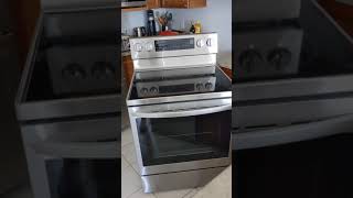 LG ThinQ Electric Range Oven with Airfry Model LREL6325F First Impressions [upl. by Den]