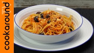 Spaghetti alla caprese con tonno [upl. by Kcirdes]